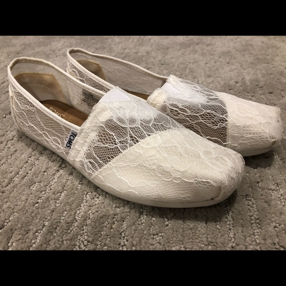 White lace Toms - Picture 1 of 3